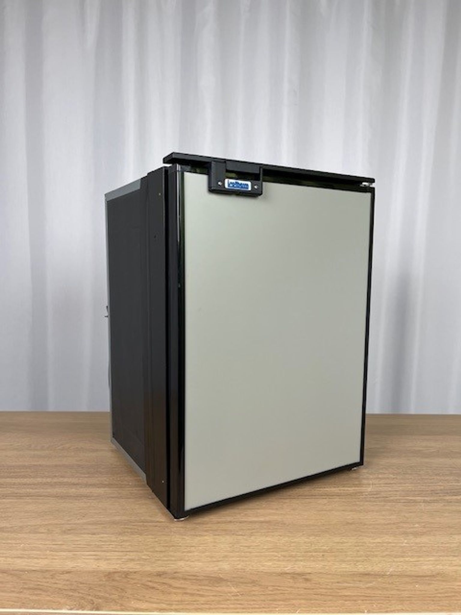 Isotherm CR42 Kyl ( 1421G) utställnings ex