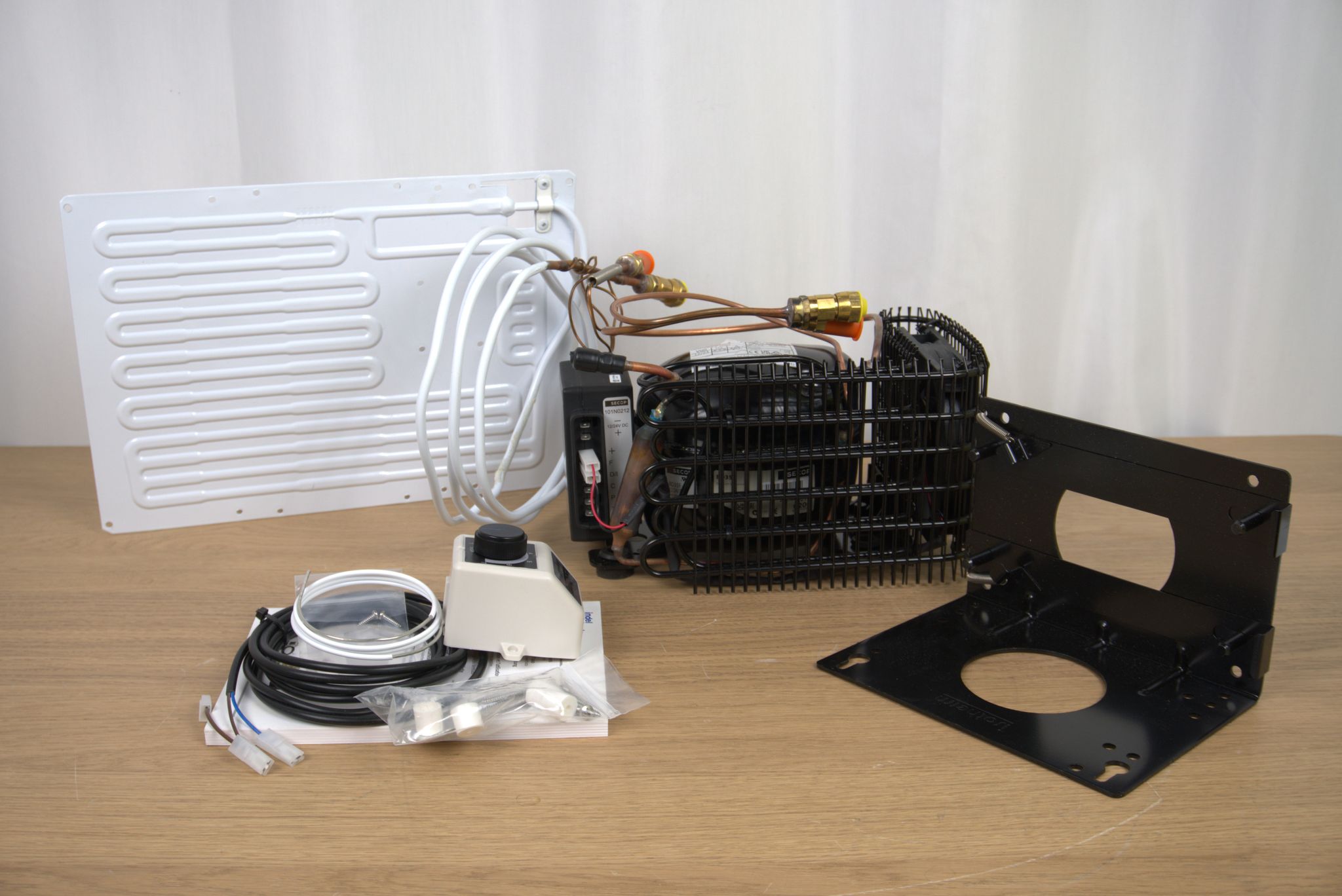 Isotherm Compact Classic 2006 ( provmonterad/beg)